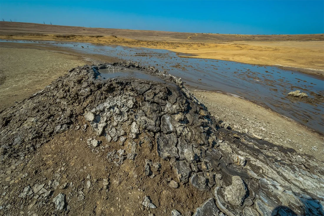 jau-tepe-mud-volcano