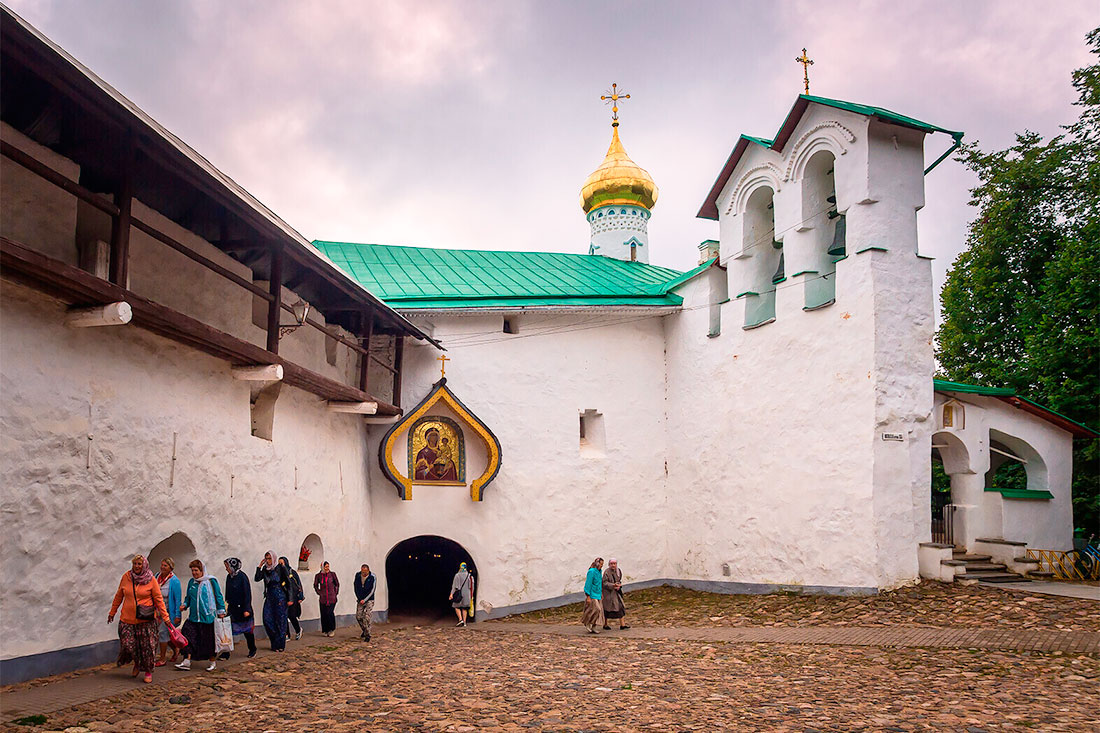 nikolskaya-church