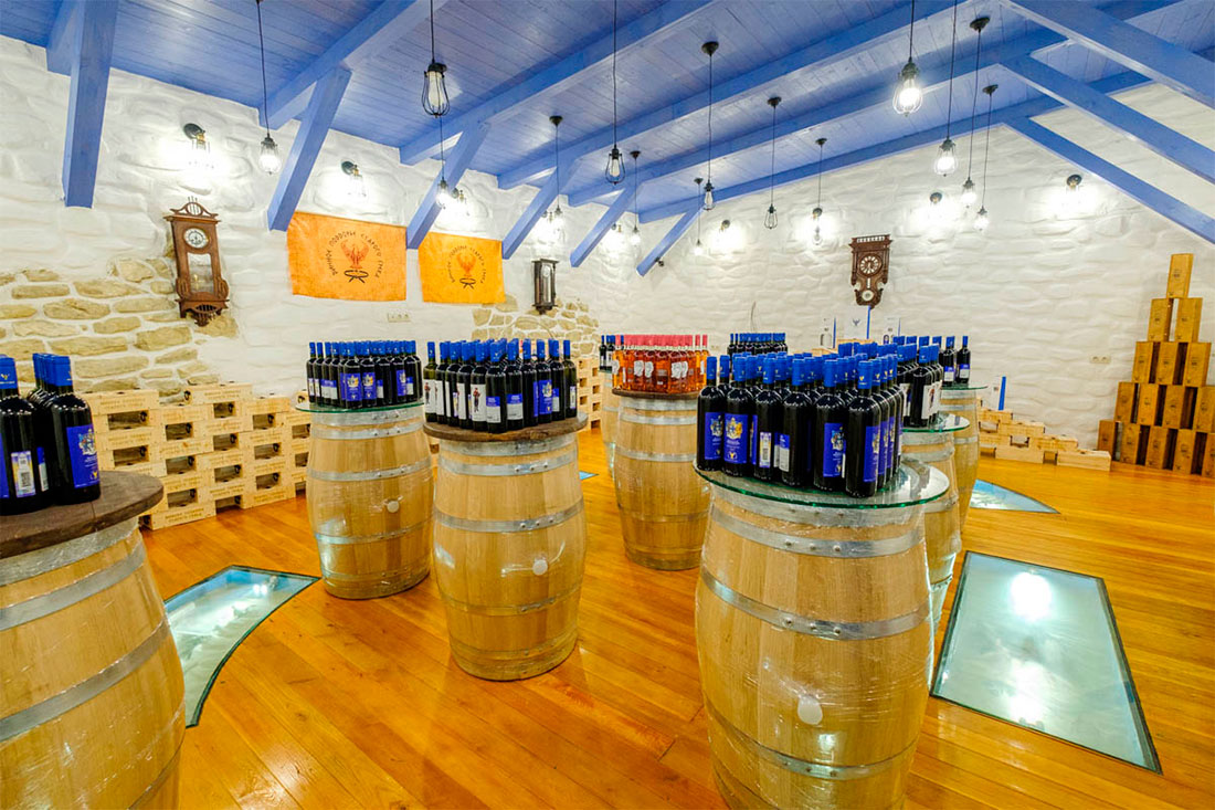 wine-compound-of-the-old-greek
