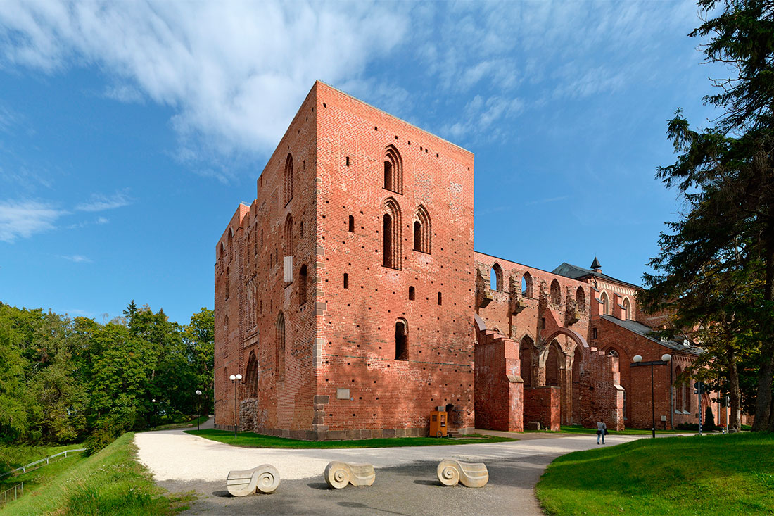 tartu-dome-cathedral