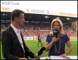 Soccer-sportscaster-headshot