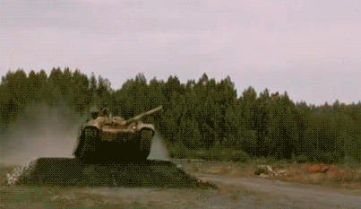 стреляющий танк