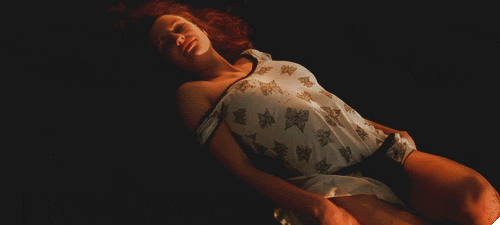 РЫЖАЯ ПЛАТЬЕ СТЯГИВАТ