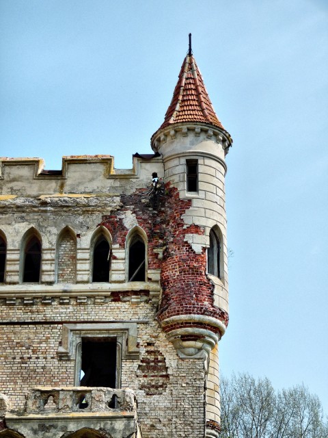 Замок Храповицкого