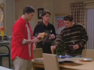3504-гифки-friends-друзья-пиво-пицца-танец-че-бы-посмотреть-