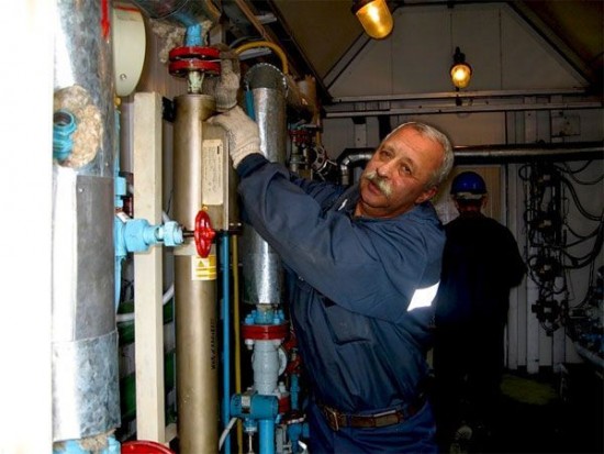 a804efd279829d25b60472d83ae0d61d_full