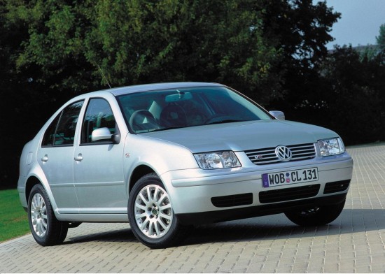 2000_Volkswagen_Bora_2