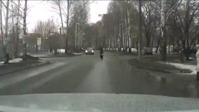 Как правильно переходить дорогу .