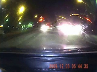 Стрілянина по євромайданівцям з машини 23.02.14