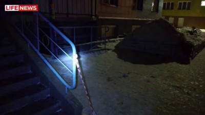 девушки, спрыгнувшие с крыши