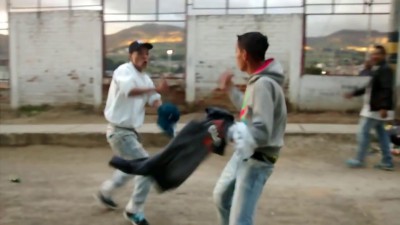 Бой на ножах в Колумбии