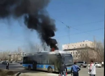 Горящий Троллейбус В Алматы. 29.03.2014