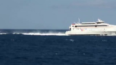 Морское сообщение в Гибралтарском проливе между Европой и Африкой со скоростью 40 узлов в час