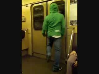 Крамп в метро