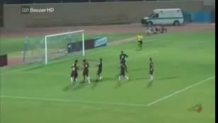 Kuwaiti referee hits player and then red cards him