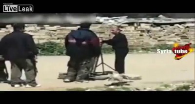 Syria: Insurgent Mortar Attack Goes Wrong (08/07/12)