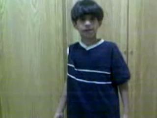 Сломал сам себе руку 