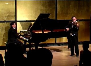 Mozart Bond