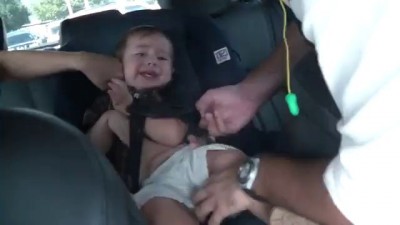 Что делать,если ребёнку не сидится спокойно в машине?