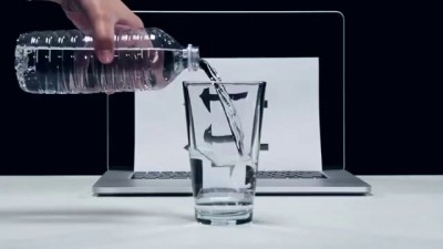 8 научных трюков с водой