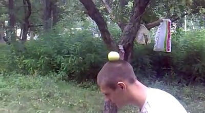 Фокус с яблоком