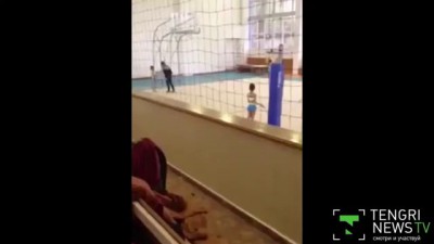 Видео с избиением юной гимнастки тренером появилось в Сети