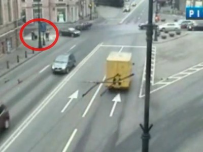 Неработающий светофор привел к аварии. Петербург, Каменноостровский проспект