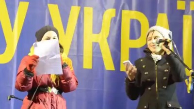Коломийки про Януковича і Путина! Ирина Карпа на ЄвроМайдан