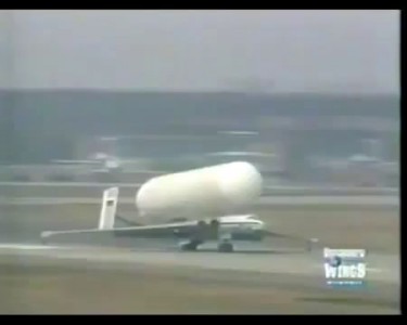 [[Ukraine 2014]] Giant Russian Missiles are Transported Using a Jet Fighter