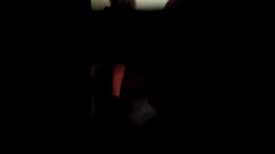 головой об стол