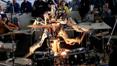 робот-ударник