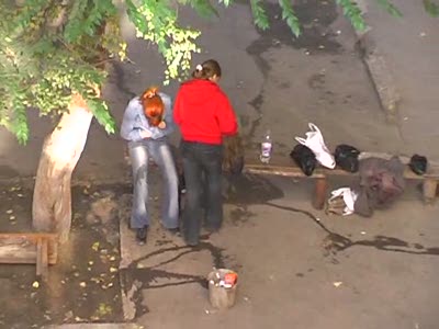 Пьяные девицы под моим окном