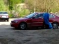 Забирай свой мусор обратно! Janitor forced to pick up trash in Car