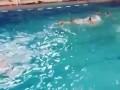 Драка в бассейне