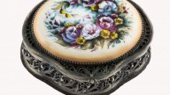 образца С. Ю. Павлова, ювелир А. В. Мухарев. Коробочка «О
