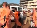 Русские кришнаиты vs полиция Индии