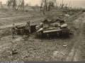 советский танк на Петергофском шоссе. Видны трамвайны