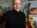 Американка поёт на русском