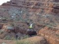 Прыжок в каньоне