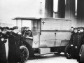 10.Первый санитарный автомобиль