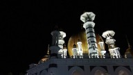 Ubudiah_Mosque_at_night