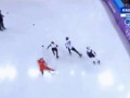 Конькобежец из КНДР упал во время забега