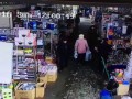 В Интернете появилось видео обрушения крыши на рынке "Байсат"