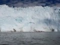 Айсберг порождает цунами